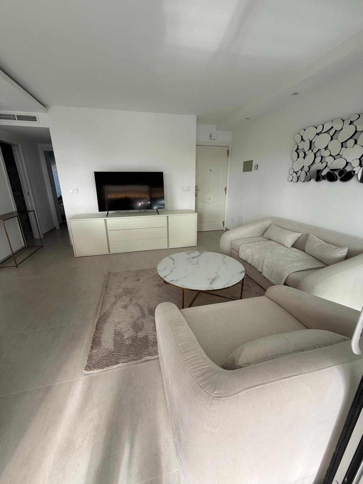 Modern In Miraflores Apartamento *